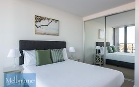 Melbourne Private Apartments - Collins Wharf Waterfront, Docklands